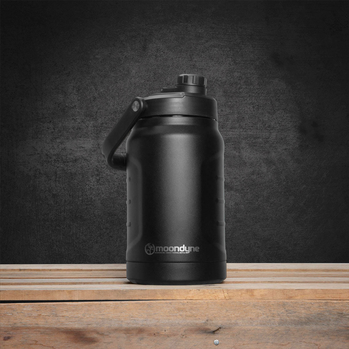 2.5L INSULATED BOTTLE - BLACK